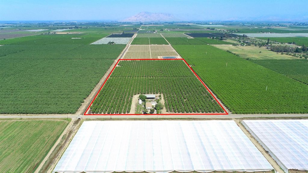 20532 E Parlier Avenue, Reedley, CA 93654