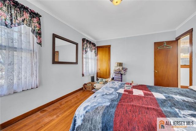 36 Lincoln Avenue, Metuchen, NJ 08840