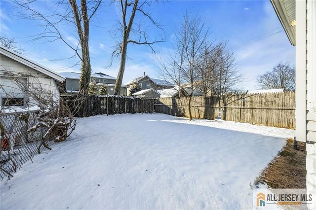 36 Lincoln Avenue, Metuchen, NJ 08840