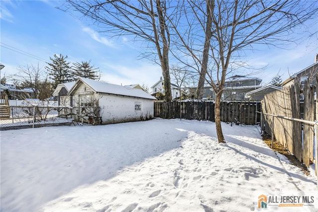 36 Lincoln Avenue, Metuchen, NJ 08840