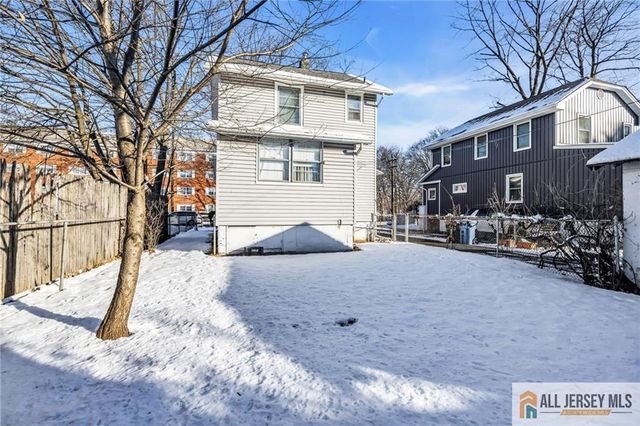 36 Lincoln Avenue, Metuchen, NJ 08840