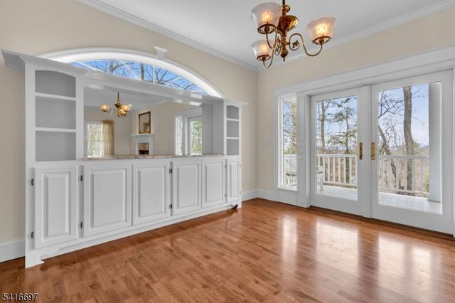 72 Gillette Road, Long Hill Twp., NJ 07933