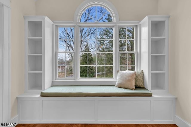 72 Gillette Road, Long Hill Twp., NJ 07933