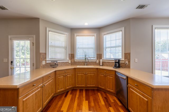 1544 Rolling Meadows Drive, Mcdonough, GA 30253