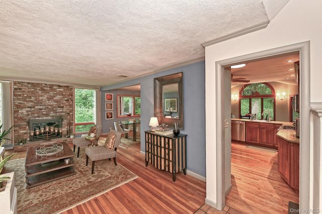 44 Wyoming Drive, Huntington Station, NY 11746