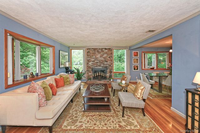 44 Wyoming Drive, Huntington Station, NY 11746