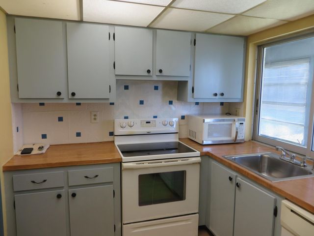 9400 Lime Bay Boulevard 106, Tamarac, FL 33321