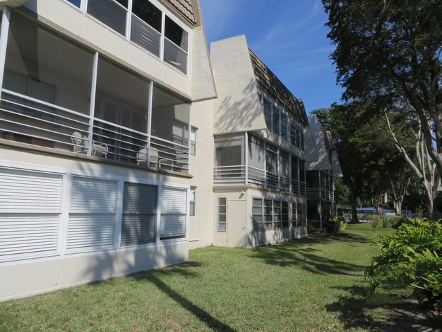 9400 Lime Bay Boulevard 106, Tamarac, FL 33321