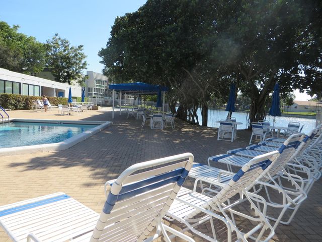 9400 Lime Bay Boulevard 106, Tamarac, FL 33321