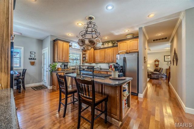 2528 Copperwood Drive, Lebanon, MO 65536