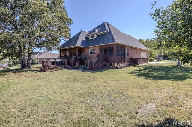 2528 Copperwood Drive, Lebanon, MO 65536