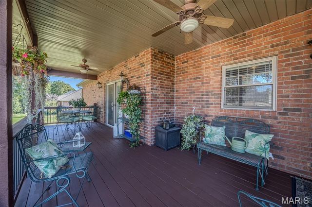 2528 Copperwood Drive, Lebanon, MO 65536