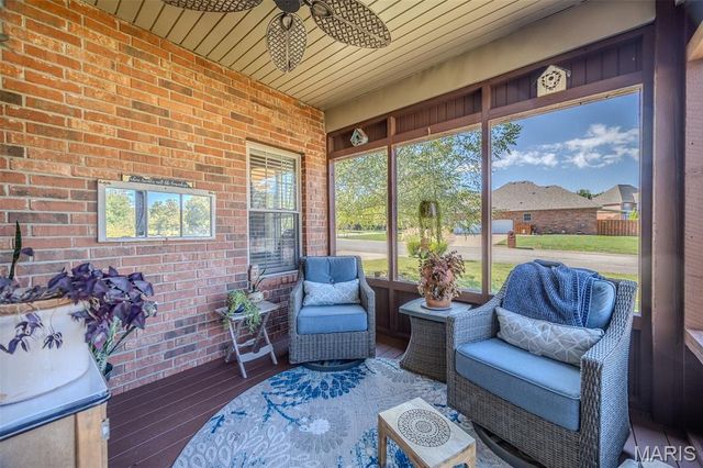 2528 Copperwood Drive, Lebanon, MO 65536