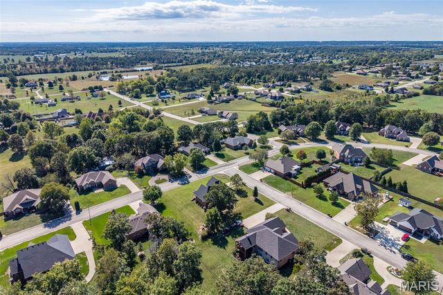 2528 Copperwood Drive, Lebanon, MO 65536