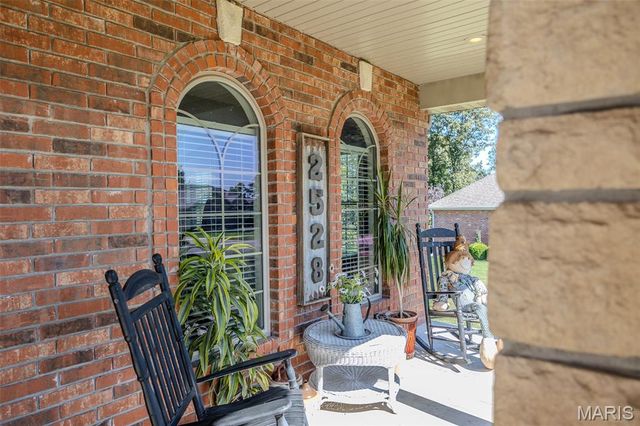 2528 Copperwood Drive, Lebanon, MO 65536