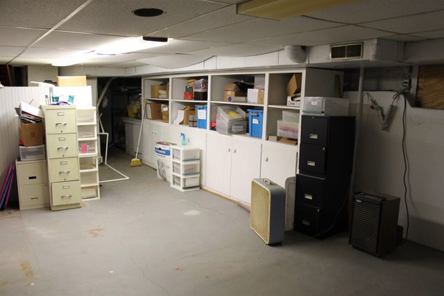 1232 N Coolidge Ave, Wichita, KS 67203