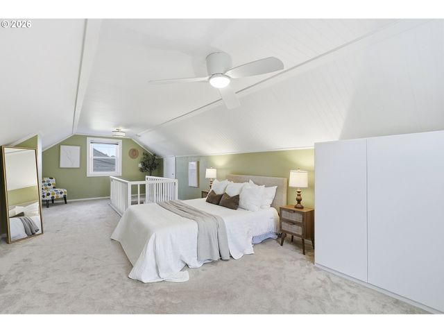 6123 Ne HALSEY St, Portland, OR 97213