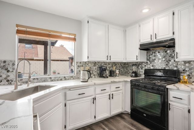 3805 Dauntless Drive, North Las Vegas, NV 89031