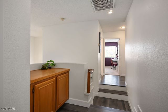 3805 Dauntless Drive, North Las Vegas, NV 89031