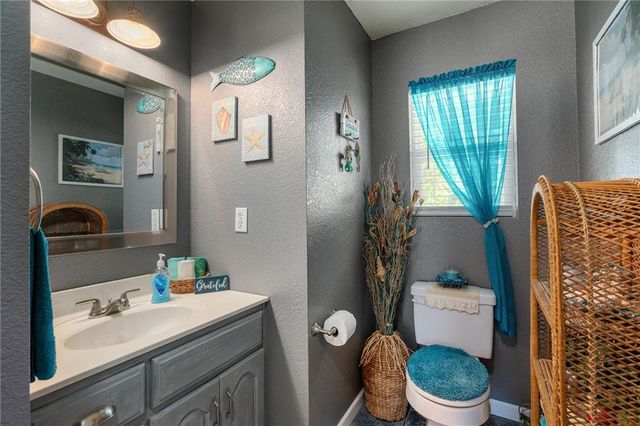 15562 E Kaw Rapids Road, Nevada, MO 64772
