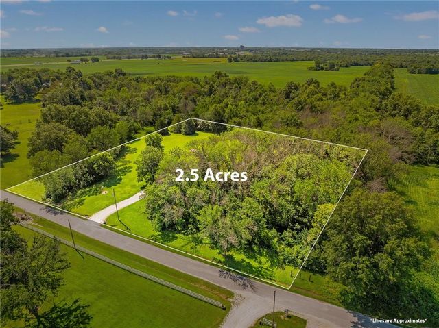15562 E Kaw Rapids Road, Nevada, MO 64772