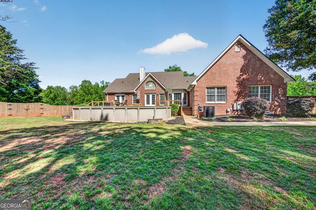 567 Shady Creek Road, Toccoa, GA 30577
