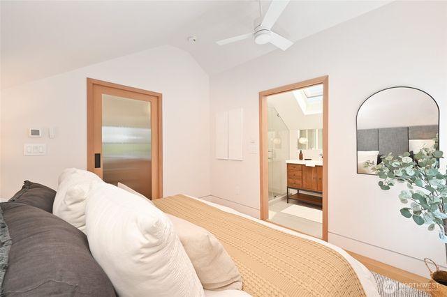 3444 11th Avenue W, Seattle, WA 98119