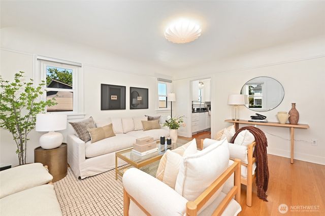 3444 11th Avenue W, Seattle, WA 98119