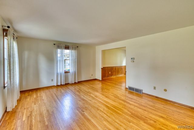 4241 Elmwood Avenue, Hamburg, NY 14219