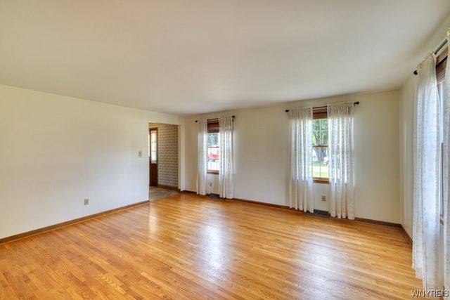 4241 Elmwood Avenue, Hamburg, NY 14219