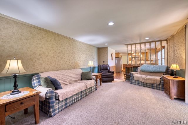 4241 Elmwood Avenue, Hamburg, NY 14219