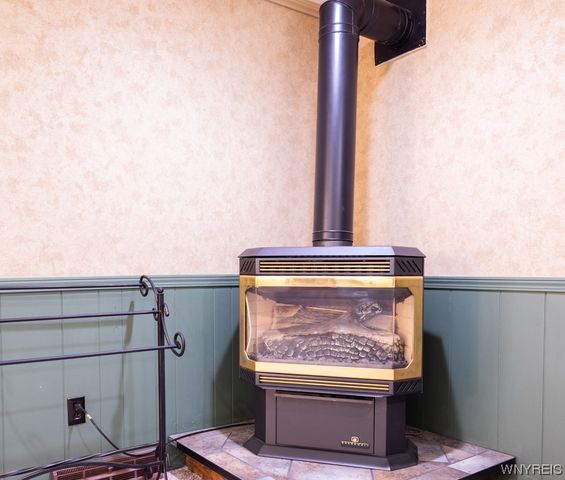 4241 Elmwood Avenue, Hamburg, NY 14219