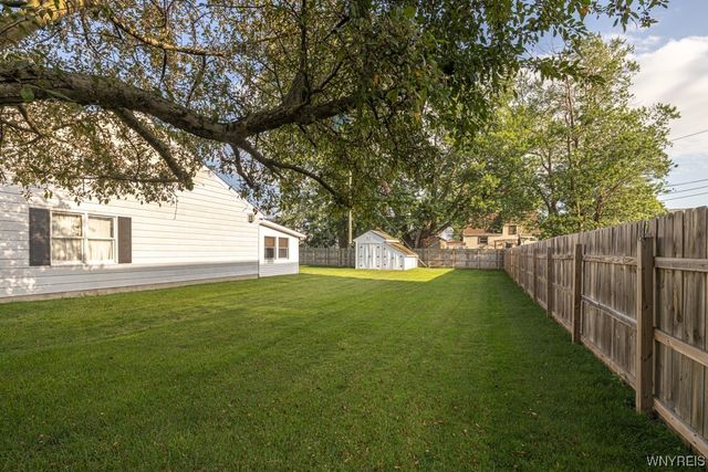 4241 Elmwood Avenue, Hamburg, NY 14219