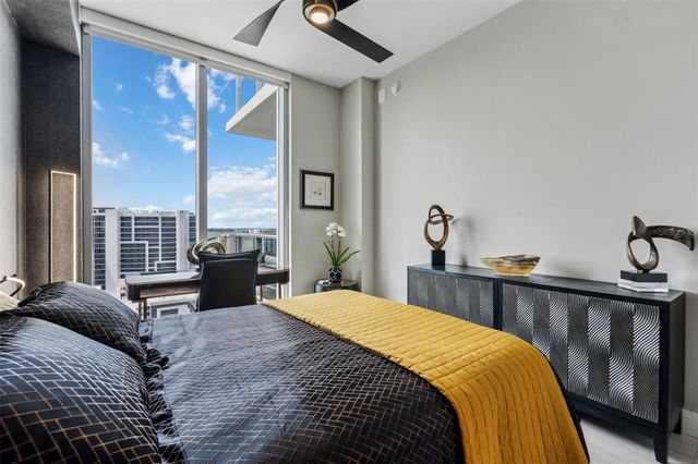 301 QUAY COMMONS 1709, Sarasota, FL 34236