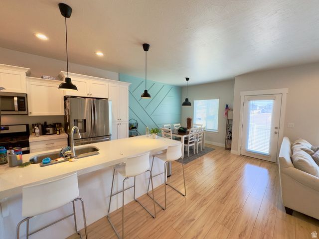 4863 E HIDDEN STEPPE BND, Eagle Mountain, UT 84005