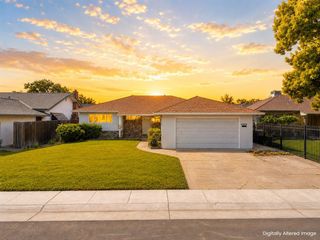 4304 Iowa Ave, Sacramento, CA 95824