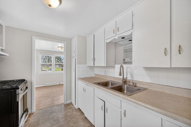 4754 NE 27th Court, Des Moines, IA 50317