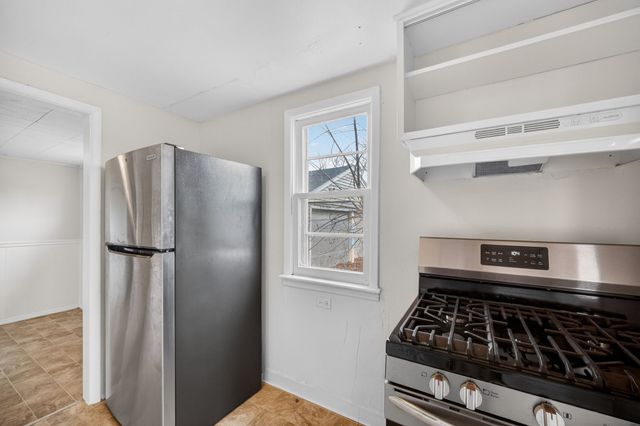 4754 NE 27th Court, Des Moines, IA 50317