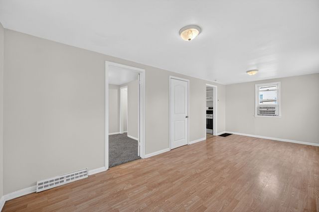 4754 NE 27th Court, Des Moines, IA 50317