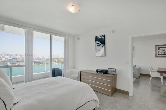 540 W Ave 2112 2112, Miami Beach, FL 33139