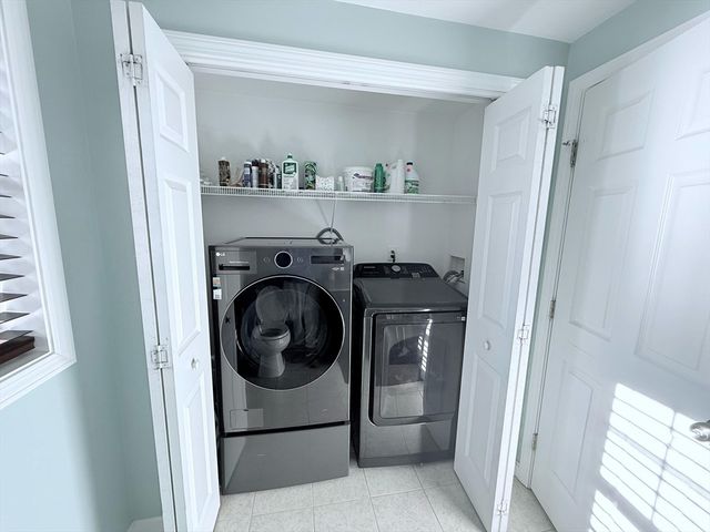 7 Park Ave, Plymouth, MA 02360