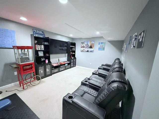 7 Park Ave, Plymouth, MA 02360