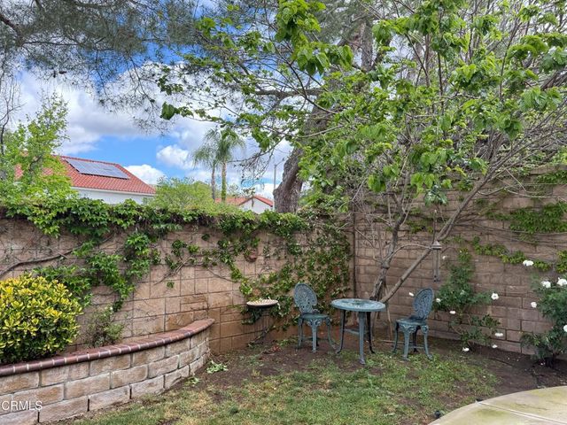 5191 Carmento Drive, Oak Park, CA 91377