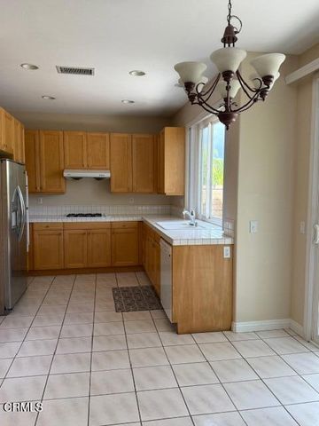 5191 Carmento Drive, Oak Park, CA 91377