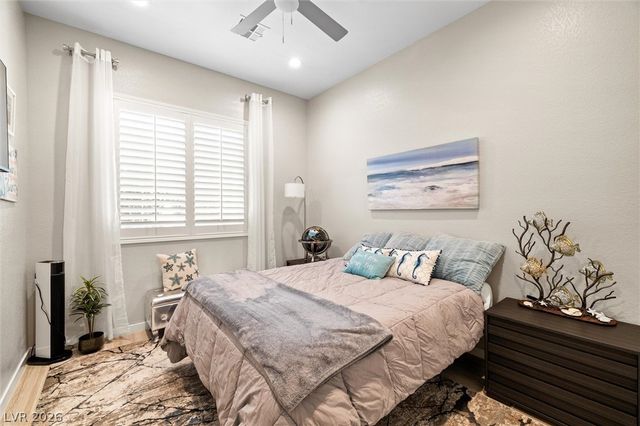 327 Quiet Harbor Drive, Henderson, NV 89052