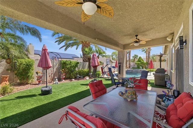 327 Quiet Harbor Drive, Henderson, NV 89052
