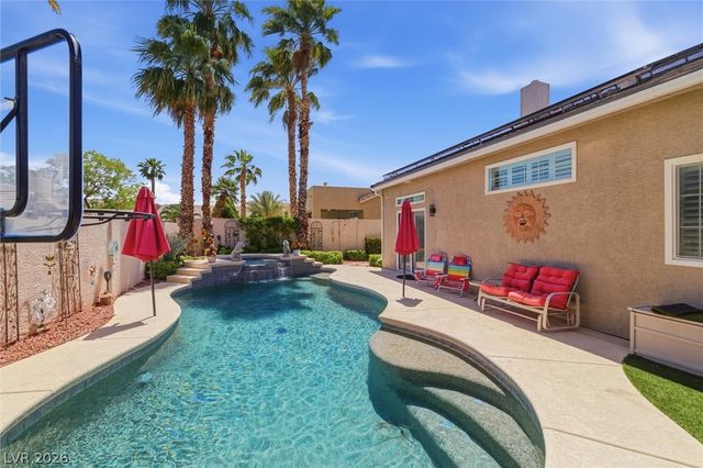 327 Quiet Harbor Drive, Henderson, NV 89052