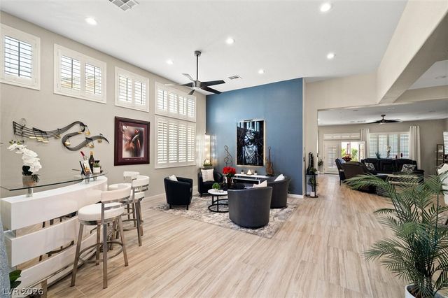 327 Quiet Harbor Drive, Henderson, NV 89052