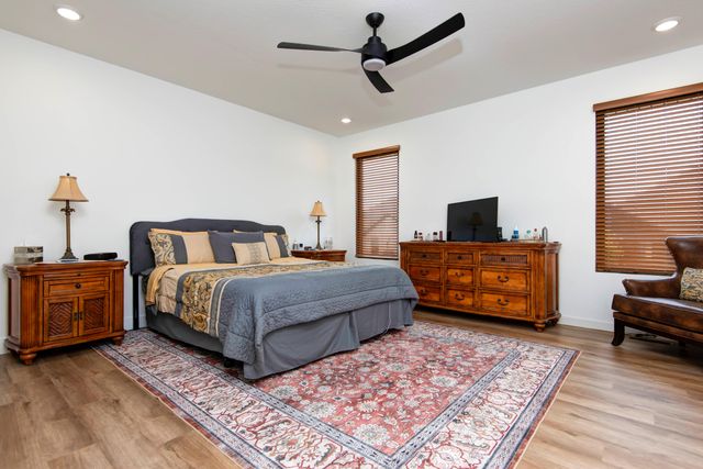 1837 E Cobblestone Drive, Ozark, MO 65721