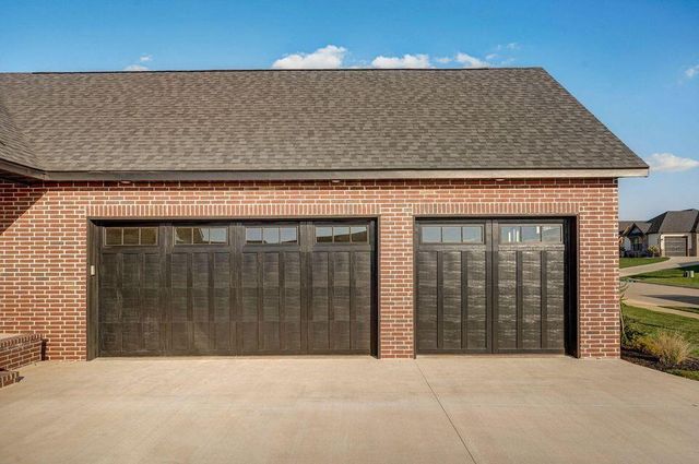 1837 E Cobblestone Drive, Ozark, MO 65721